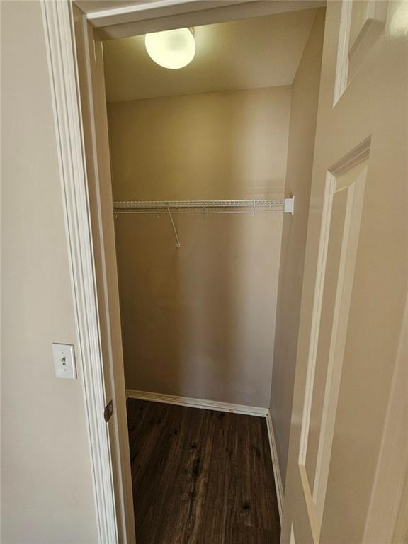 Building Photo - 3604 SW Carriageway Ave