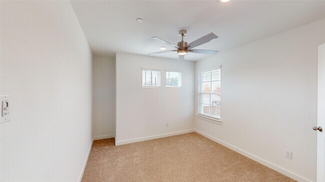 Building Photo - 2920 ELLE DR