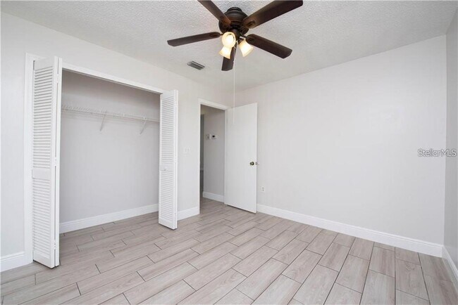 Building Photo - 1713 Boxeney Dr