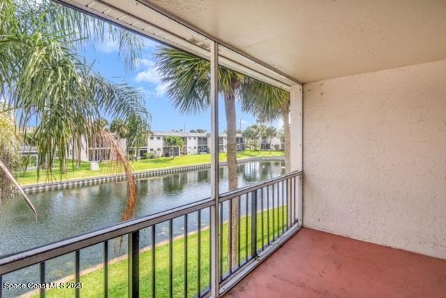 Building Photo - 419 Blue Jay Ln