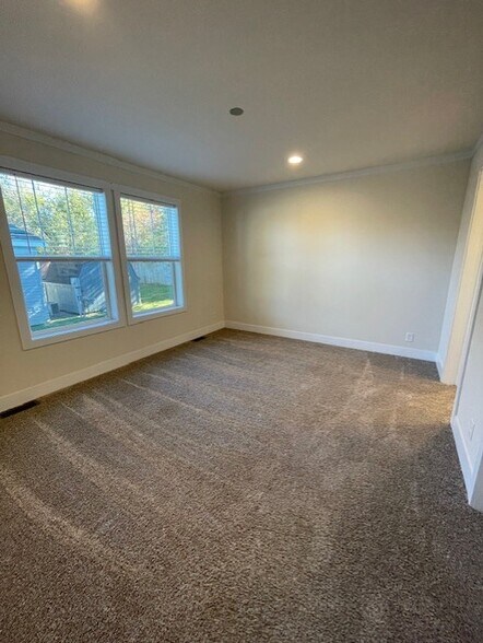 Building Photo - 30 Bellwood Dr