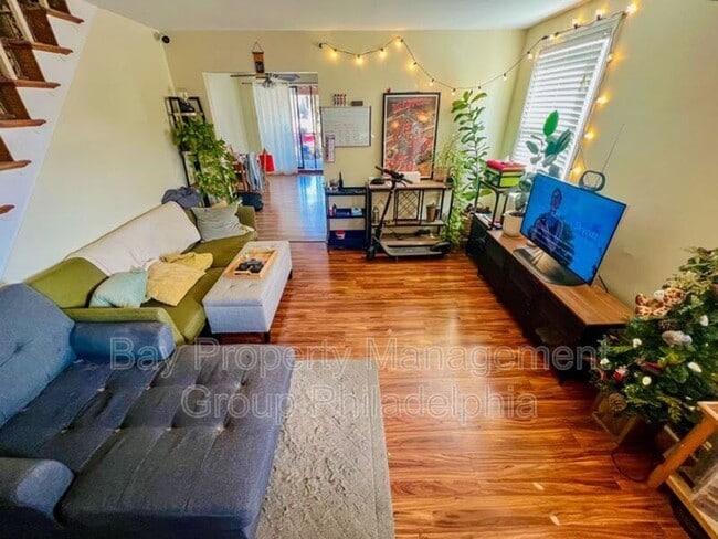 Building Photo - 1243 Wilson Dr