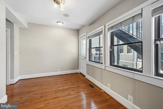 Building Photo - 249 11th St SE