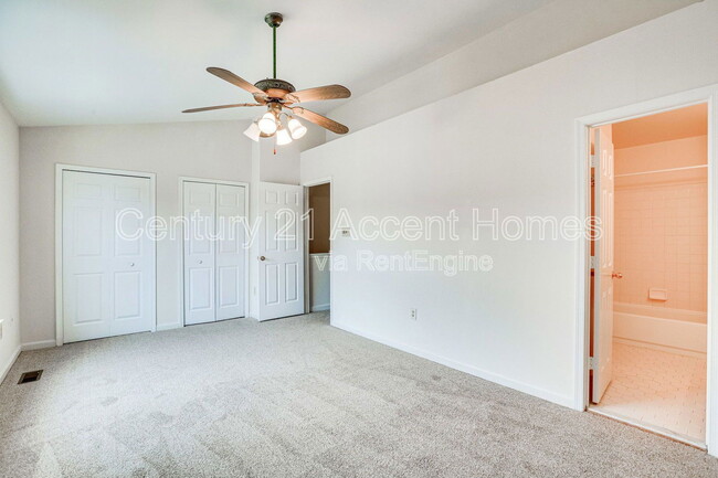 Building Photo - 6008 Keble Dr