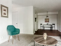 Building Photo - 1071 Clayton Ln