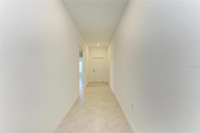 Building Photo - 1217 Birchcrest Blvd