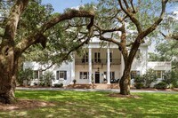 Building Photo - Historic Plantation Property on the Ashley River
