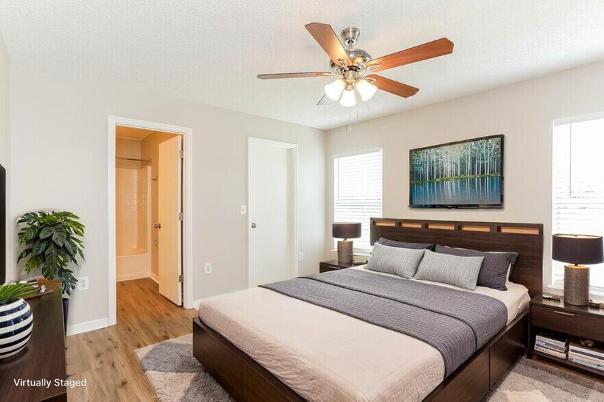 Building Photo - 7910 Cherry Blossom Dr S