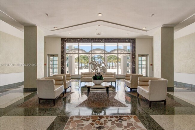 Building Photo - 4925 Collins Ave