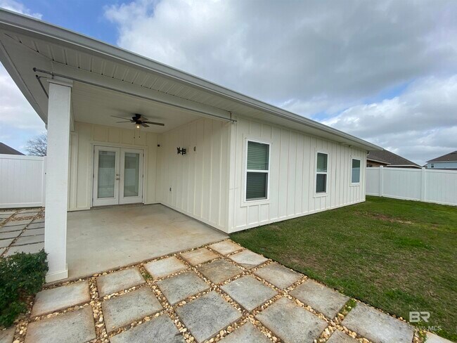 Building Photo - 24388 Alydar Lp