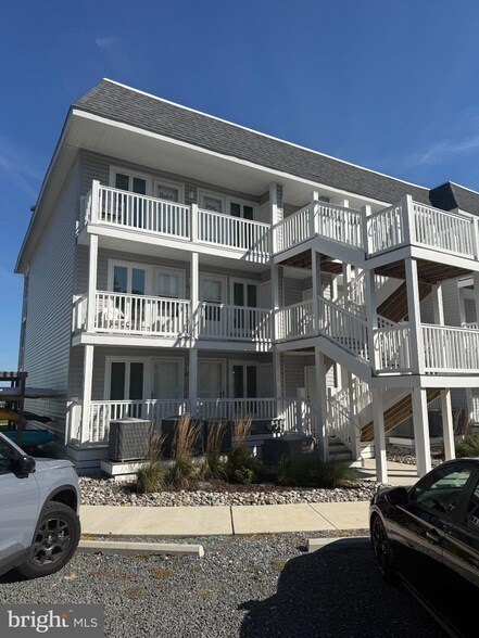 Building Photo - 30138 Cedar Shores Rd