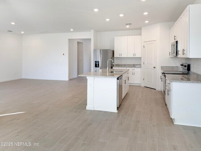 Building Photo - 12719 Senbay Ct