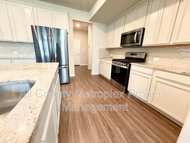 Building Photo - 7803 Norway Mews