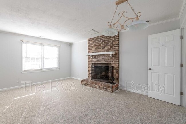 Building Photo - 15711 Gary Ave