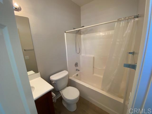 Building Photo - 2330 Douglaston