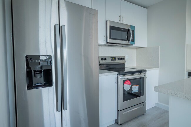 Building Photo - 18020 SW 103rd Ave