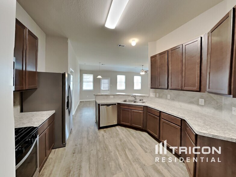 Building Photo - 3623 Karissa Rd