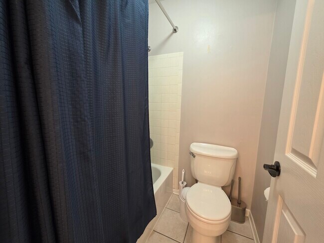 Building Photo - 953 Brunswick Cir