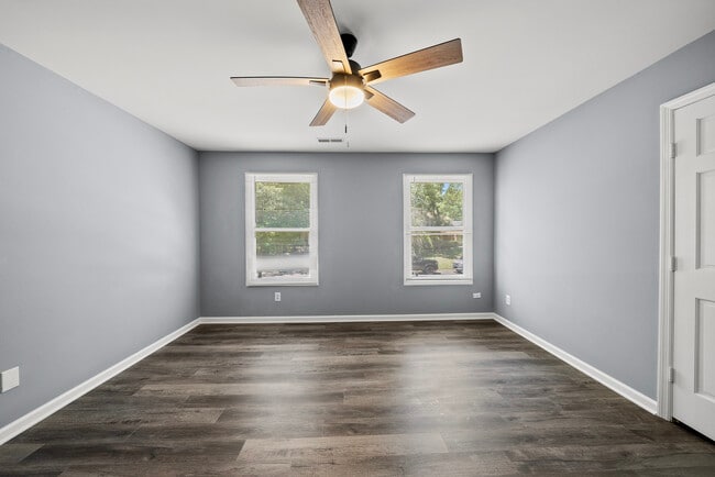 Building Photo - 2108 Treverton Pl