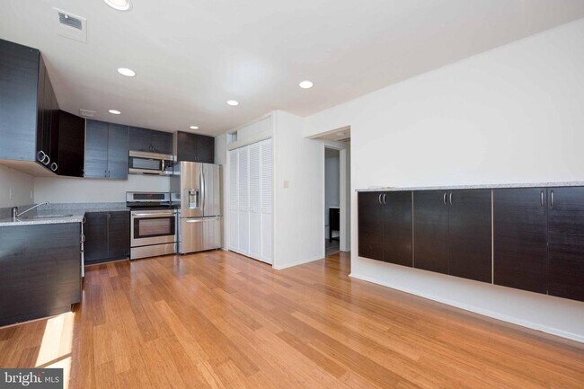 Building Photo - 1835 Westwind Way