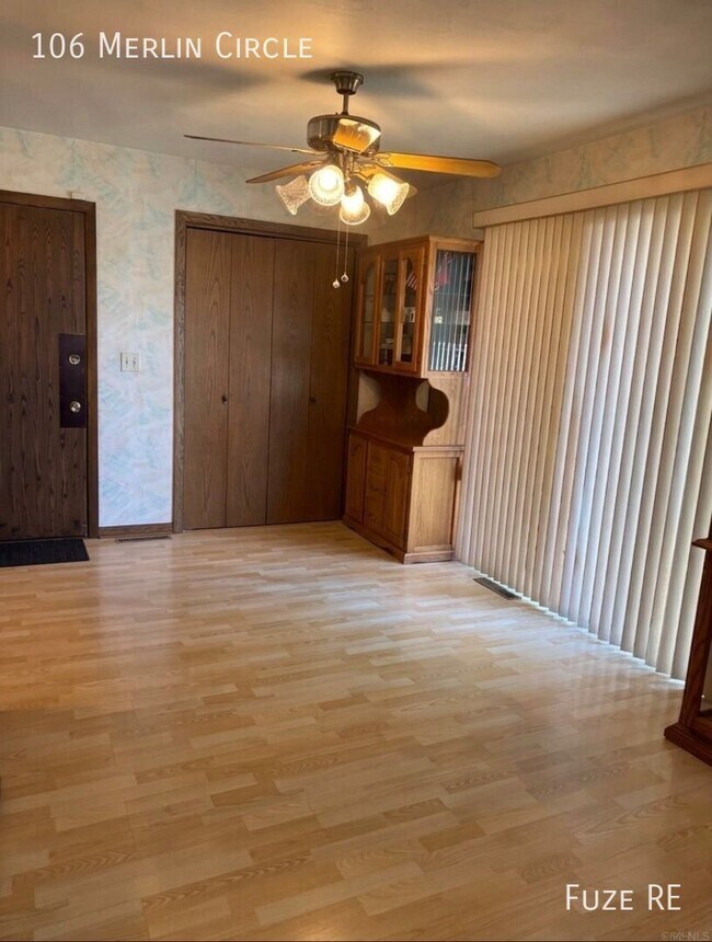 Building Photo - 106 Merlin Cir