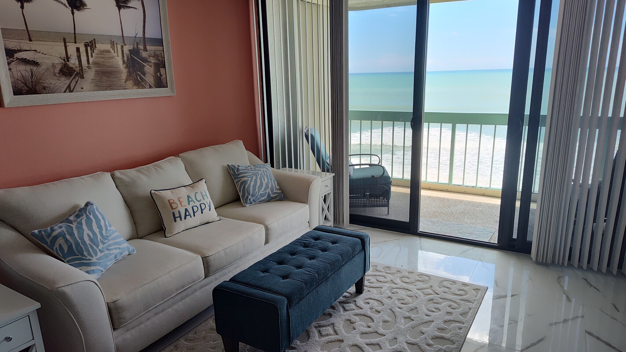 Building Photo - 9940 S Ocean Dr