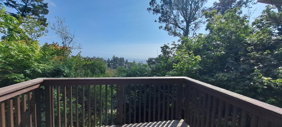 Building Photo - 6055 Grizzly Peak Blvd