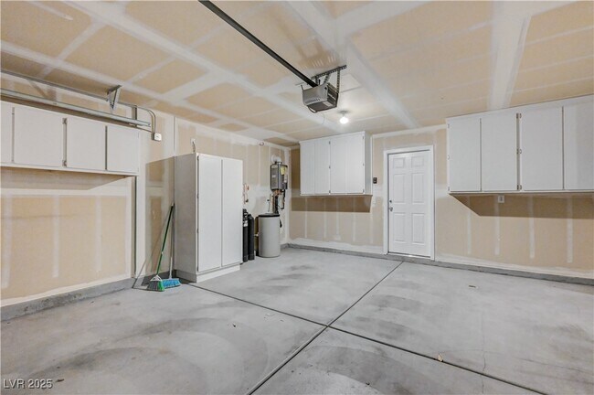 Building Photo - 7256 Sterling Rock Ave