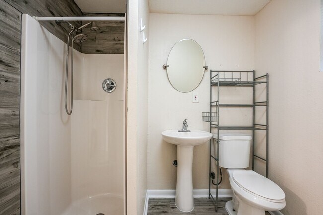 Building Photo - 10031 Union Park Dr