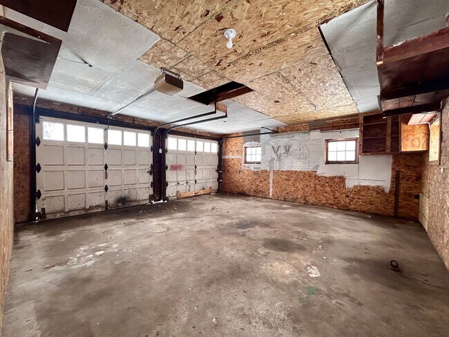 Building Photo - Two Bedroom Home in Muskegon