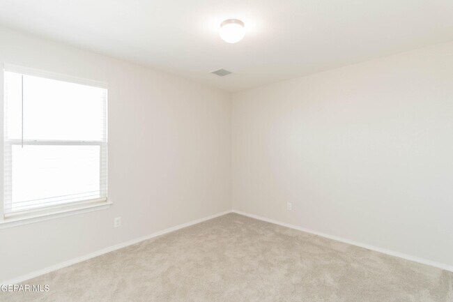 Building Photo - 14465 Mariam Hanna St