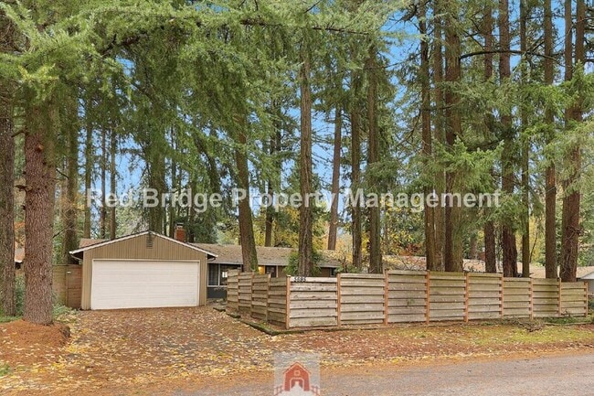 Building Photo - 5695 SW Washington Ct