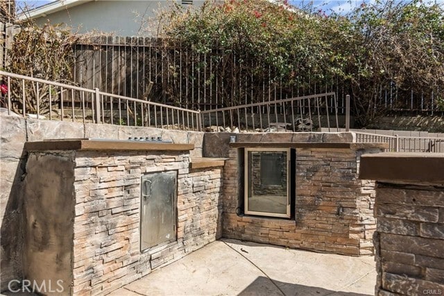 Building Photo - 3865 Del Rosa Ave