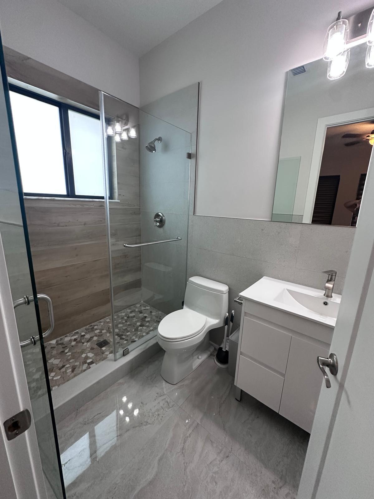 Building Photo - 6422 Coral Way