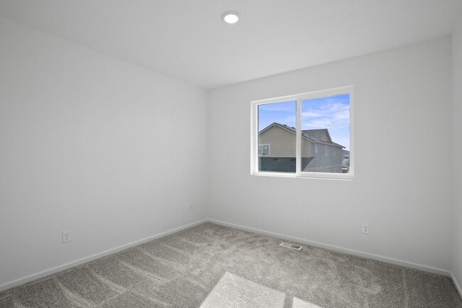 Building Photo - 2783 N Talon Ln
