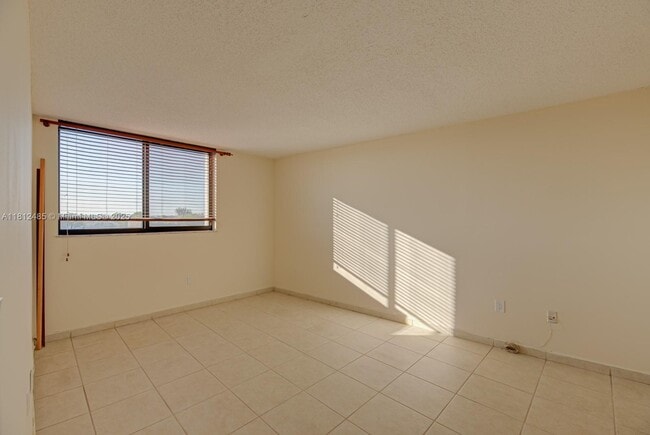 Building Photo - 10288 NW 9th St Cir