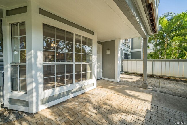 Building Photo - Available April 1st!  2 bedroom 2 bath ground floor unit at Crosspointe