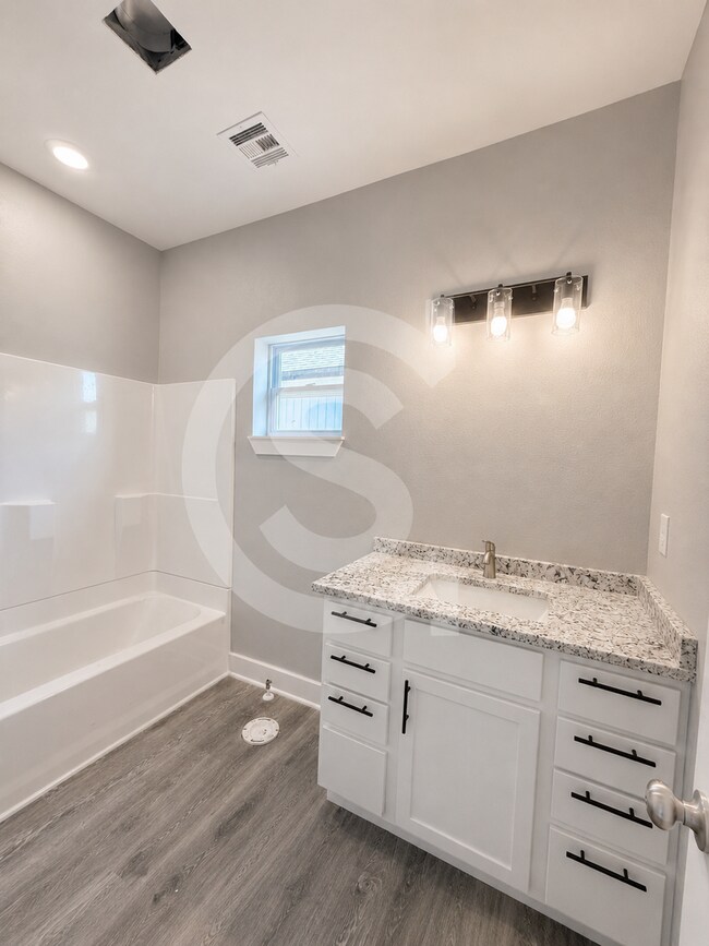 Building Photo - 1601 Al Ortalani Wy