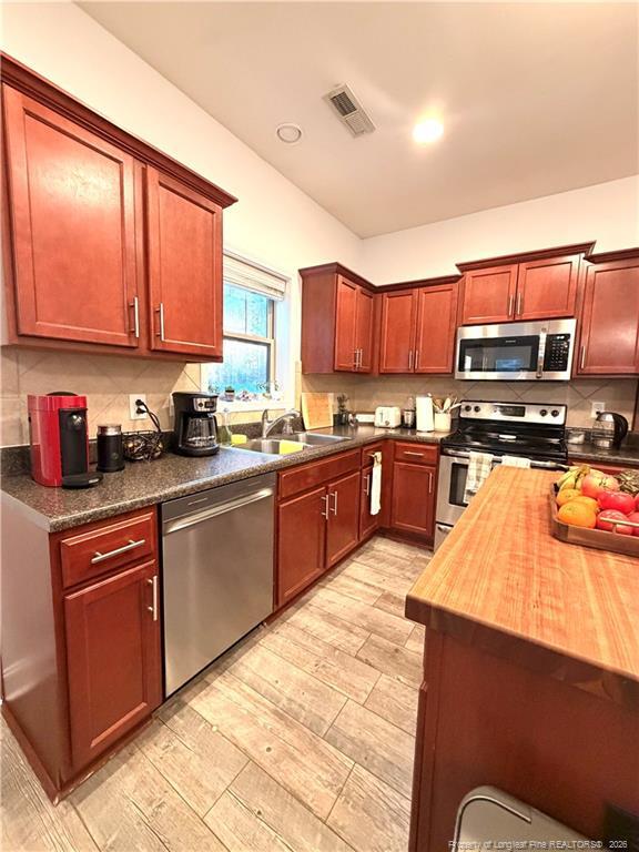 Building Photo - 155 Snipe Ct