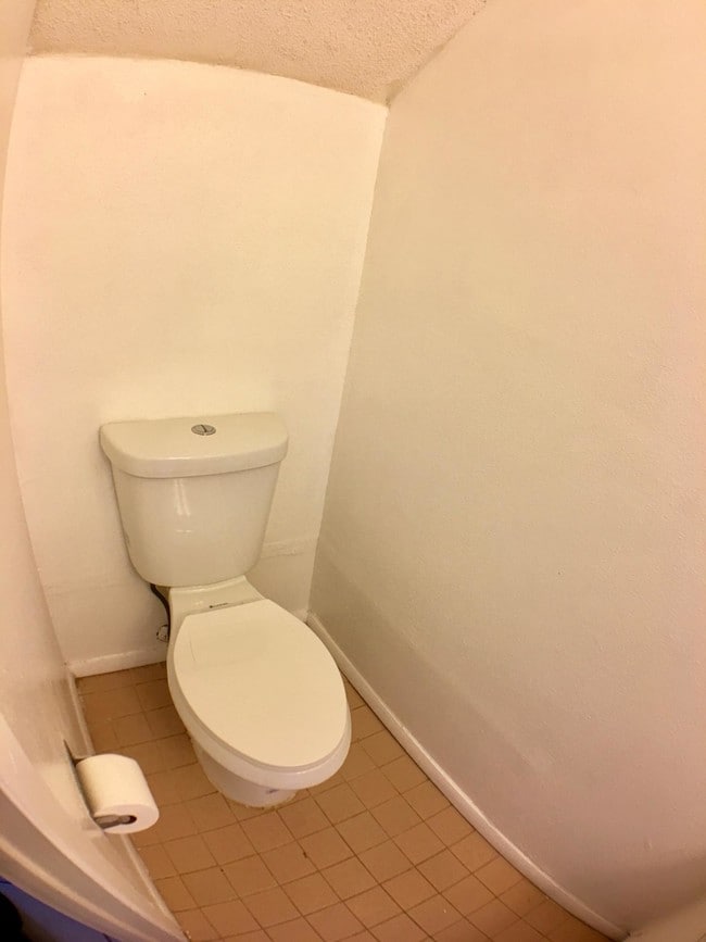 Building Photo - 6416 Pizarro St