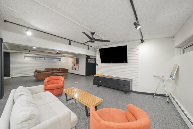 Building Photo - 4970 N Marine Dr
