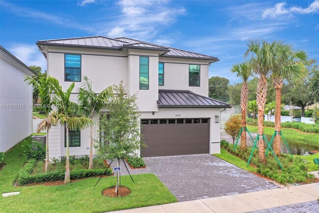 Primary Photo - 1454 NW 23rd St