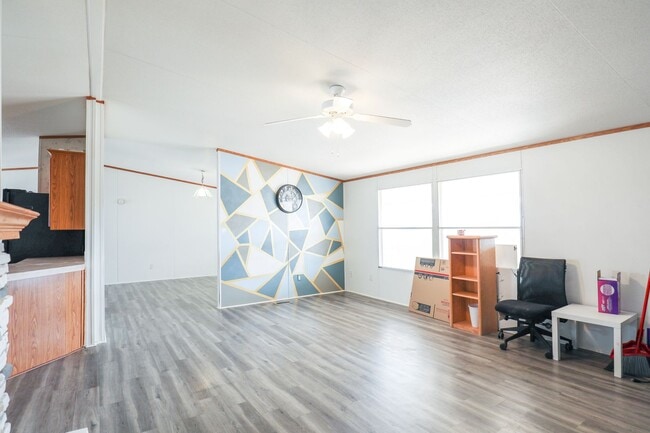 Building Photo - Spacious Home with Over-sized 2 Car Garage