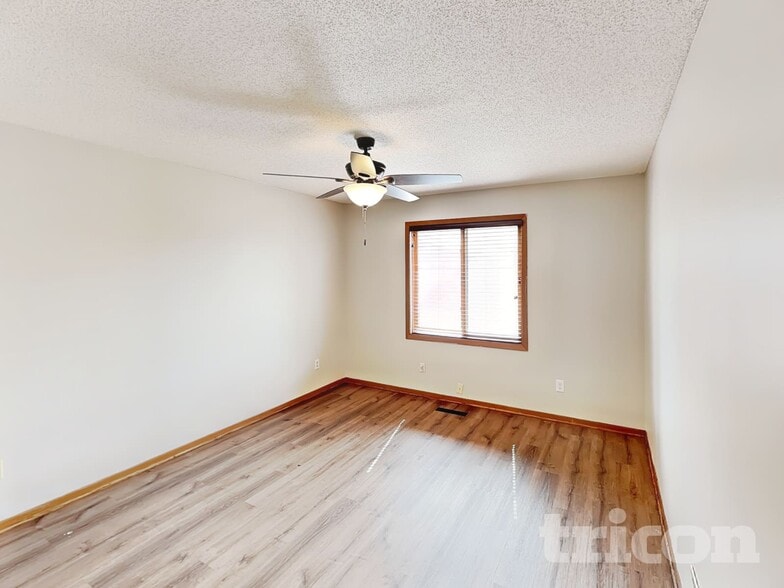 Building Photo - 13734 Glenhurst Ln
