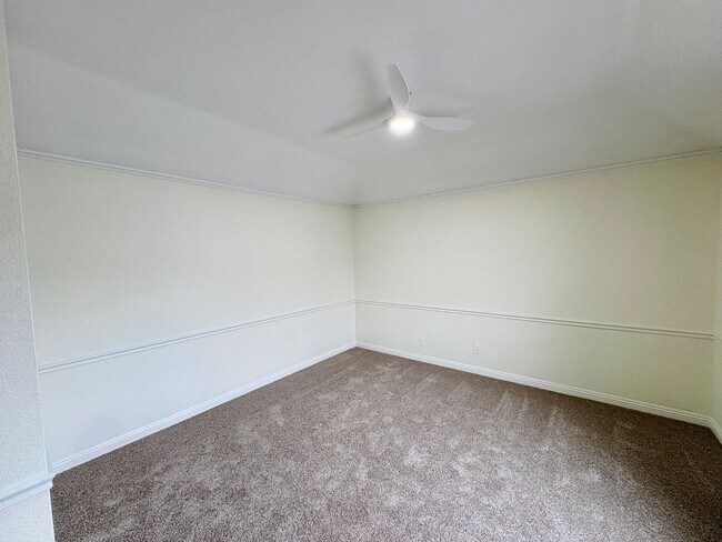 Building Photo - Beautiful Home in Gated Community - Near Beach  - Off Poinsettia Carlsbad