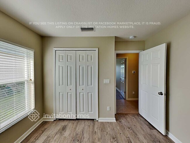 Building Photo - 245 Perfect Dr