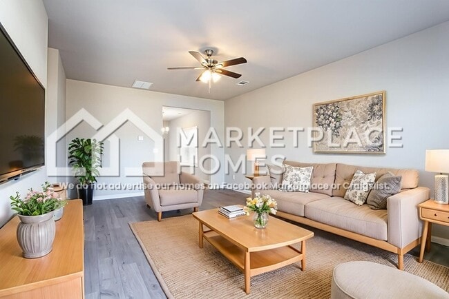 Building Photo - 226 W L Miller Dr