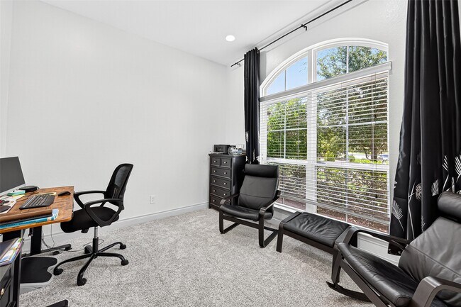 Building Photo - 3602 Lake Falls Dr