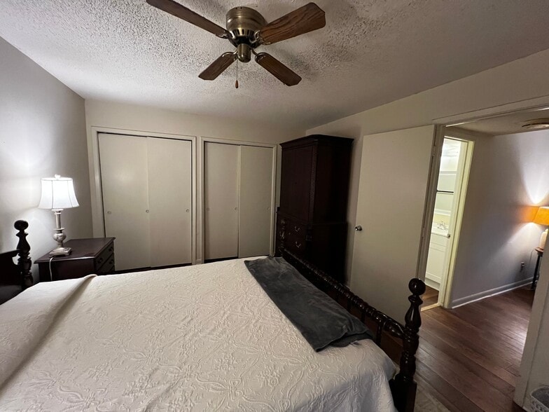 Building Photo - 3213 Heathstead Place