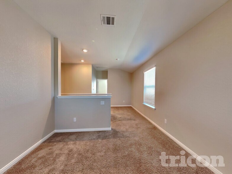 Building Photo - 13547 Emerson Wy